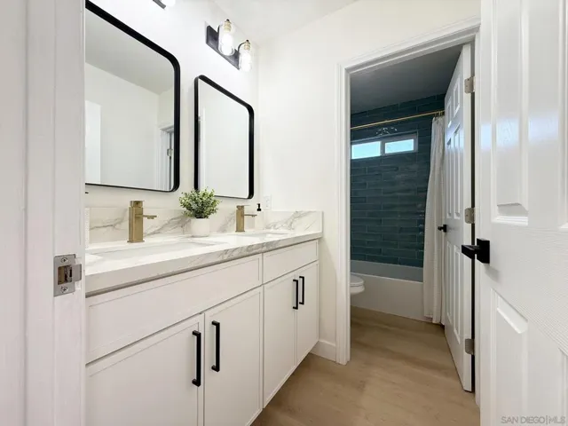 8687 Fanita, Santee, California 92071