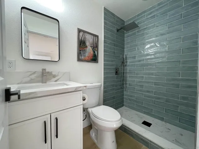 8687 Fanita, Santee, California 92071