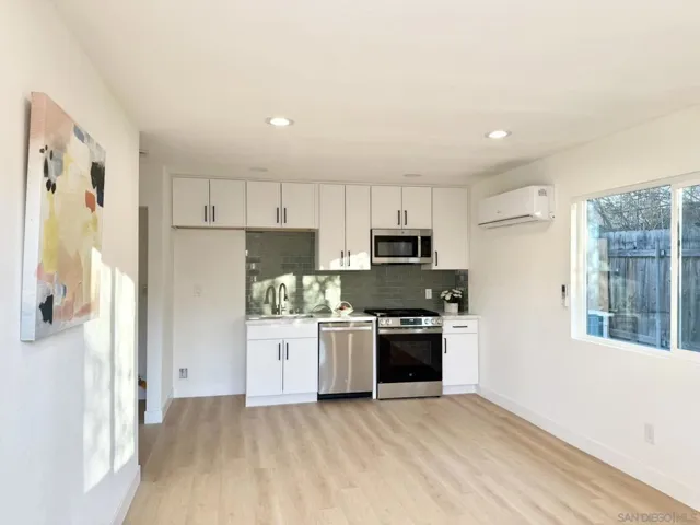 8687 Fanita, Santee, California 92071
