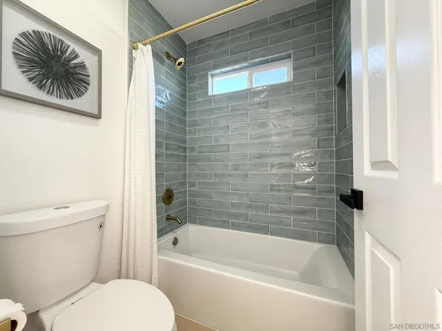 8687 Fanita, Santee, California 92071