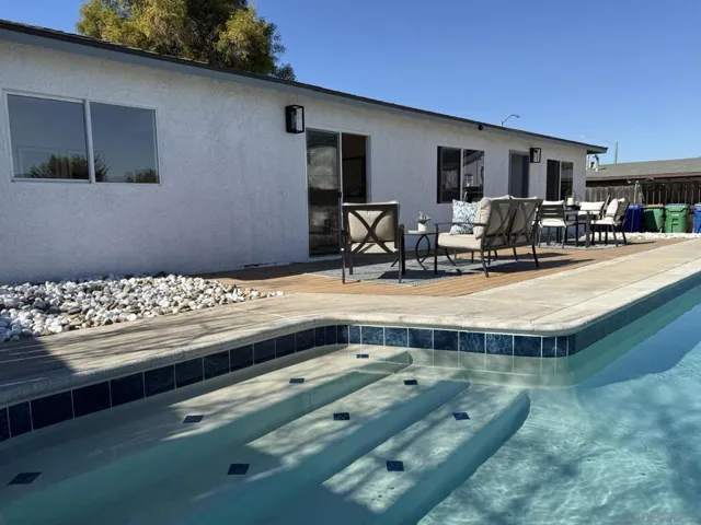 8687 Fanita, Santee, California 92071