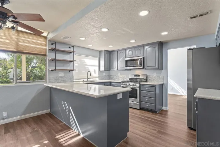 42055 Avenida Vista Ladera, Temecula, California 92591