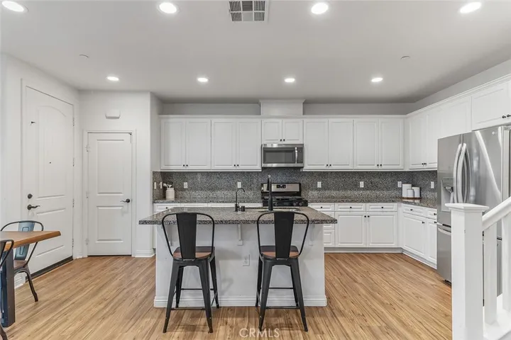 3110 E Yountville 7, Ontario, California 91761