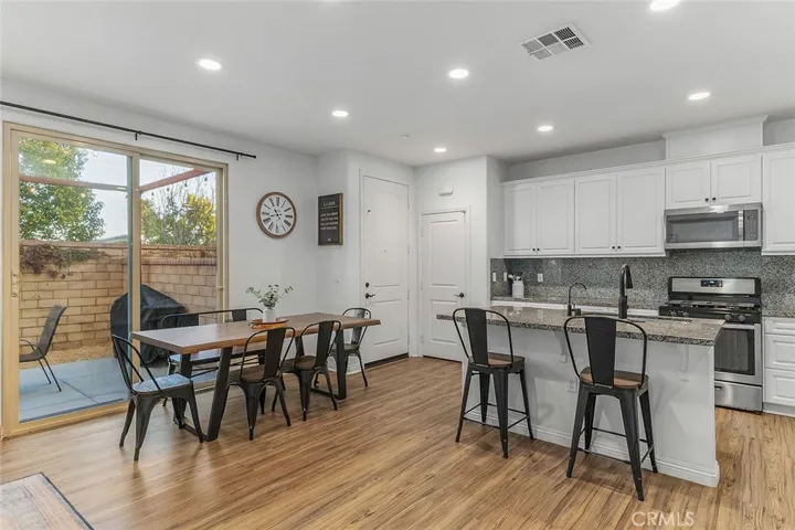 3110 E Yountville 7, Ontario, California 91761