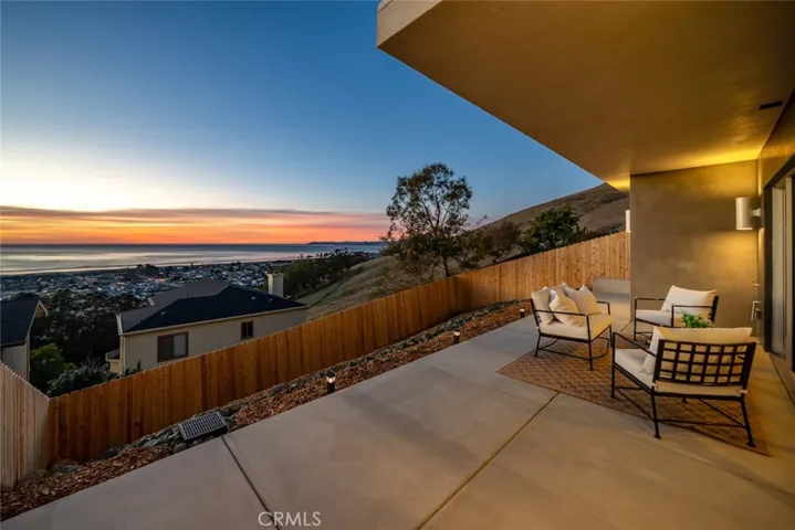 2681 Nutmeg Avenue, Morro Bay, California 93442