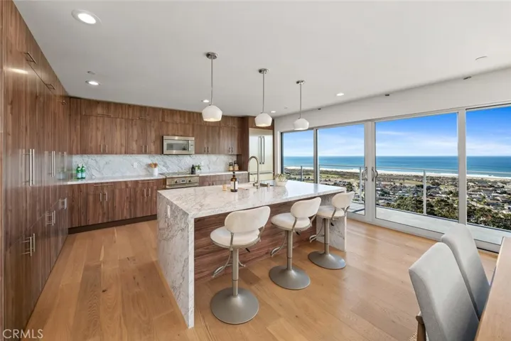 2681 Nutmeg Avenue, Morro Bay, California 93442