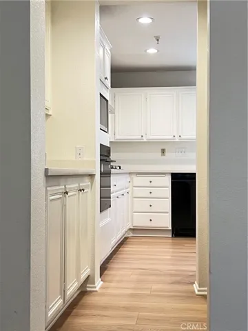 14075 Lemoli Avenue, Hawthorne, California 90250