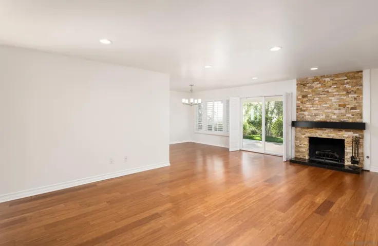 6723 Oleander Way, Carlsbad, California 92011