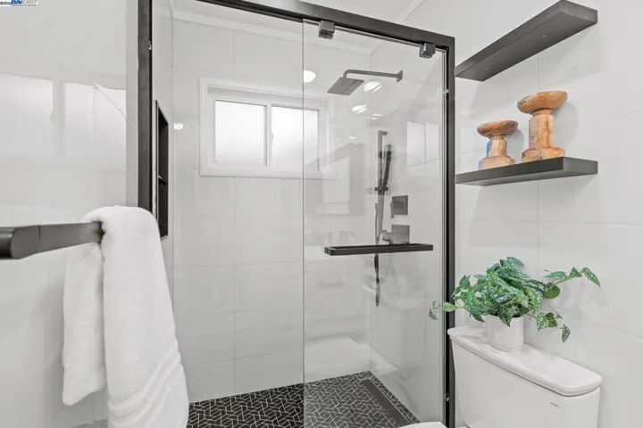 2941 Muirfield Circle, San Bruno, California 94066