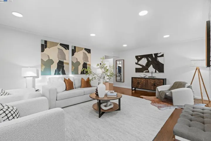 2941 Muirfield Circle, San Bruno, California 94066
