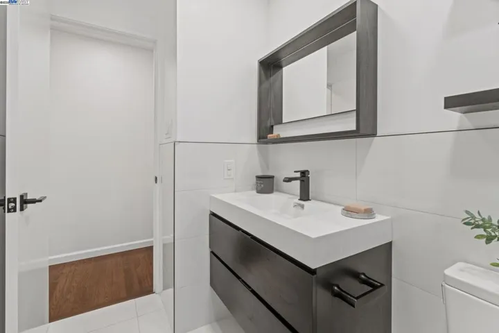 2941 Muirfield Circle, San Bruno, California 94066
