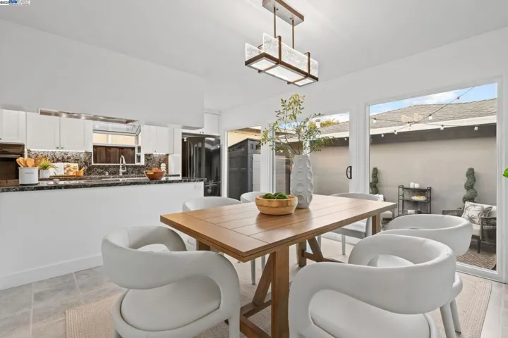 2941 Muirfield Circle, San Bruno, California 94066