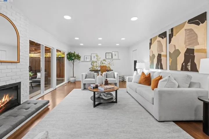2941 Muirfield Circle, San Bruno, California 94066
