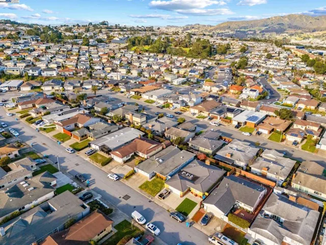 2941 Muirfield Circle, San Bruno, California 94066