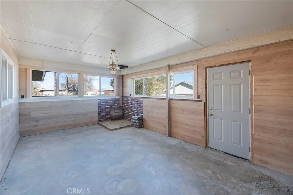 19665 Grey Mountain Road, Adelanto, California 92301 home-pic-6