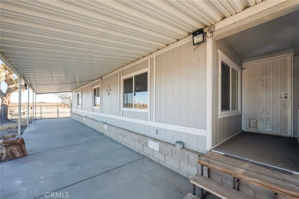 19665 Grey Mountain Road, Adelanto, California 92301 home-pic-13