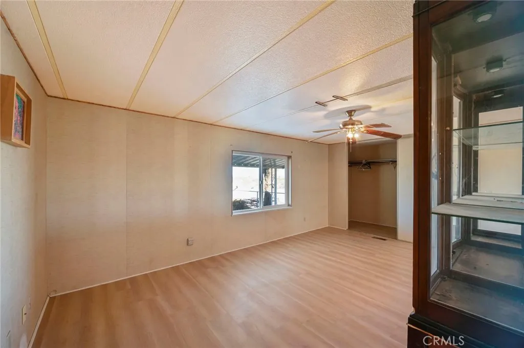 19665 Grey Mountain Road, Adelanto, California 92301 home-pic-28
