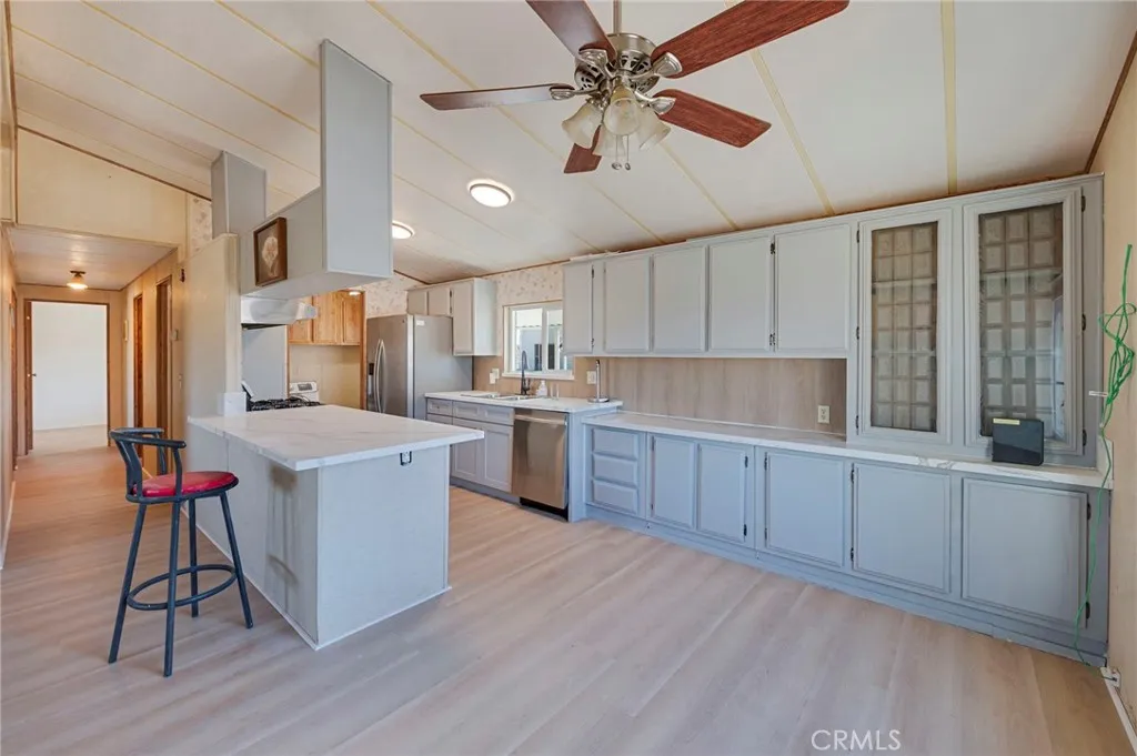 19665 Grey Mountain Road, Adelanto, California 92301 home-pic-8