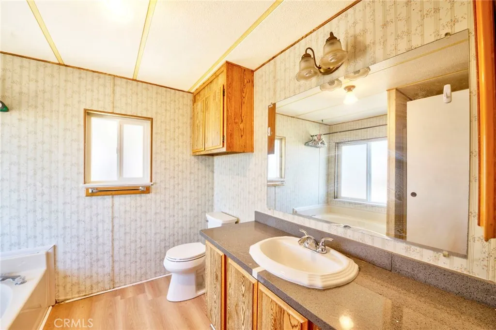 19665 Grey Mountain Road, Adelanto, California 92301 home-pic-11