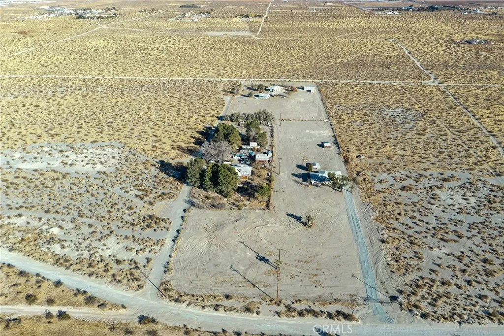 19665 Grey Mountain Road, Adelanto, California 92301 home-pic-29