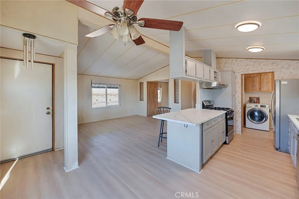 19665 Grey Mountain Road, Adelanto, California 92301 home-pic-9