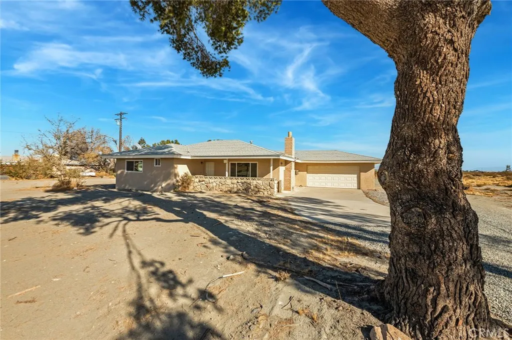 19665 Grey Mountain Road, Adelanto, California 92301 home-pic-23
