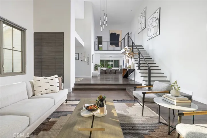 10 Weybridge Court, Newport Beach, California 92660