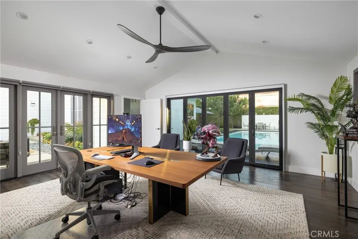 10 Weybridge Court, Newport Beach, California 92660