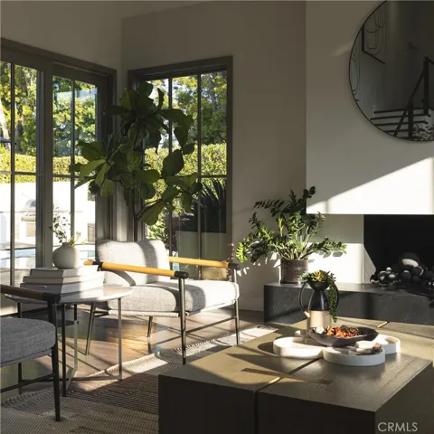 10 Weybridge Court, Newport Beach, California 92660