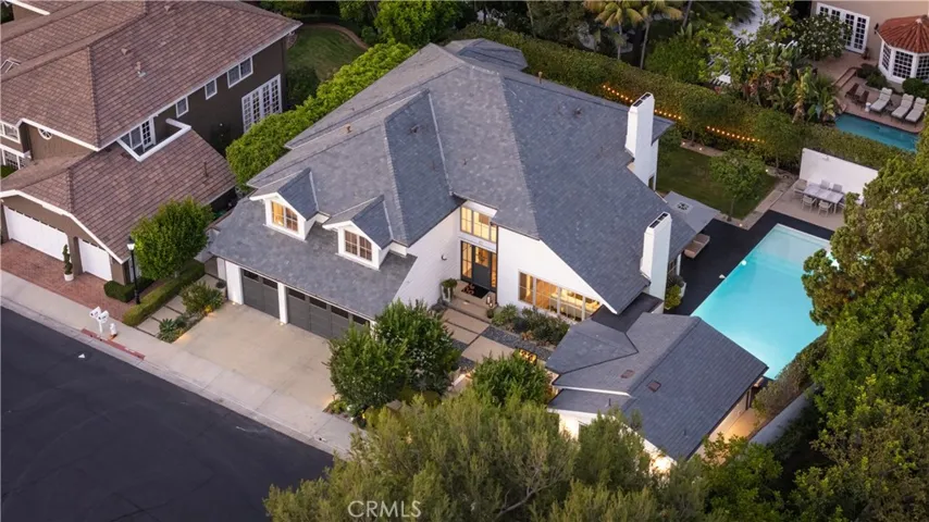 10 Weybridge Court, Newport Beach, California 92660