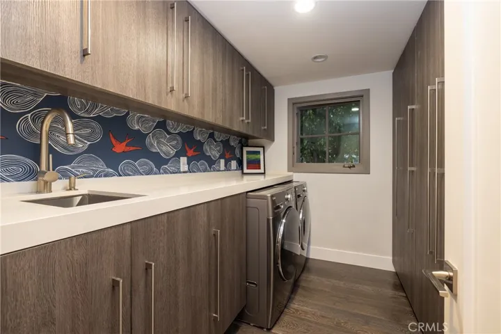 10 Weybridge Court, Newport Beach, California 92660