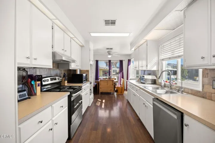 16-web-or-mls-UpmarketMedia_20Poin-2
