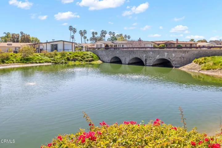 38-web-or-mls-UpmarketMedia-PoinGard2