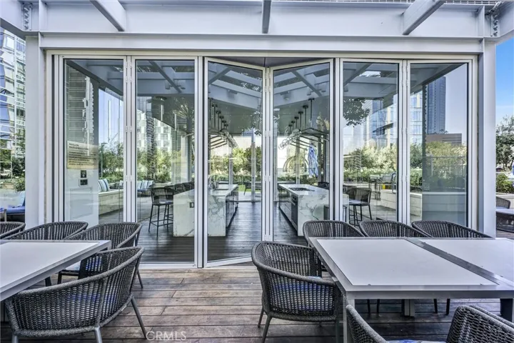877 Francisco Street 505, Los Angeles, California 90017