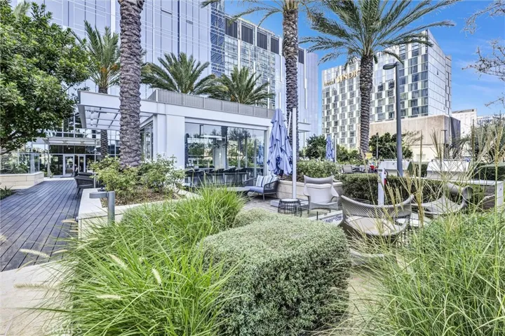 877 Francisco Street 505, Los Angeles, California 90017