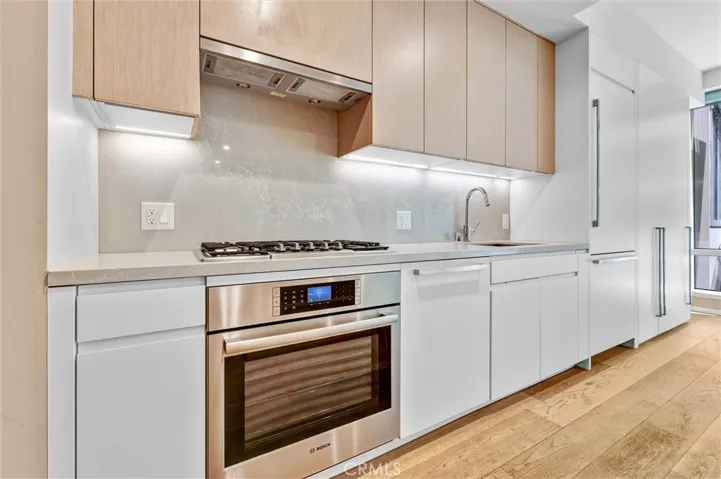 877 Francisco Street 505, Los Angeles, California 90017