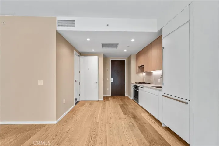 877 Francisco Street 505, Los Angeles, California 90017