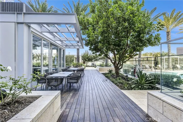 877 Francisco Street 505, Los Angeles, California 90017