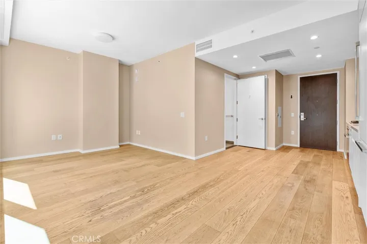 877 Francisco Street 505, Los Angeles, California 90017