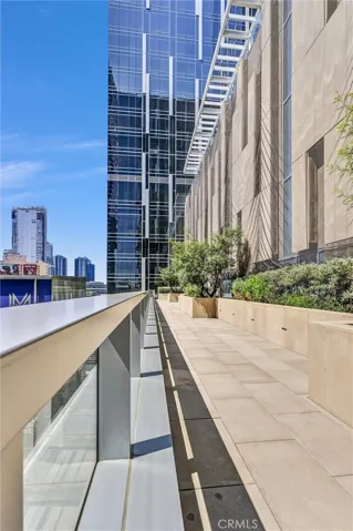 877 Francisco Street 505, Los Angeles, California 90017