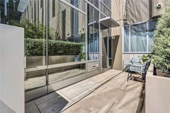 877 Francisco Street 505, Los Angeles, California 90017
