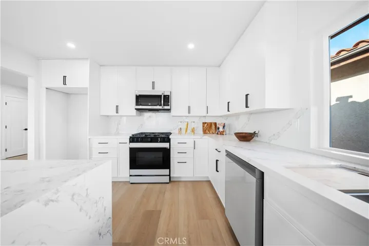 6518 Sandy Point Court, Rancho Palos Verdes, California 90275
