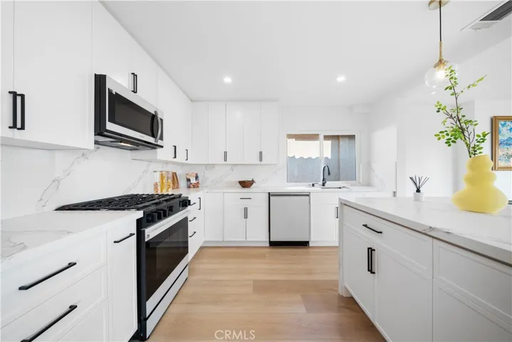 6518 Sandy Point Court, Rancho Palos Verdes, California 90275