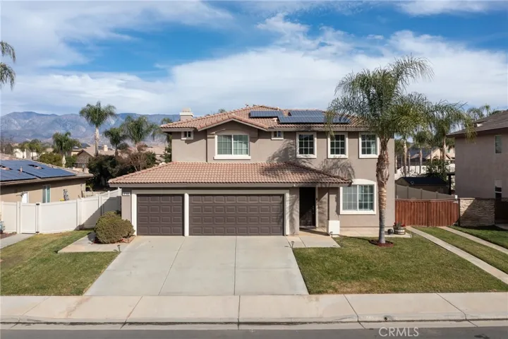 718 Brookside Lane, Beaumont, California 92223
