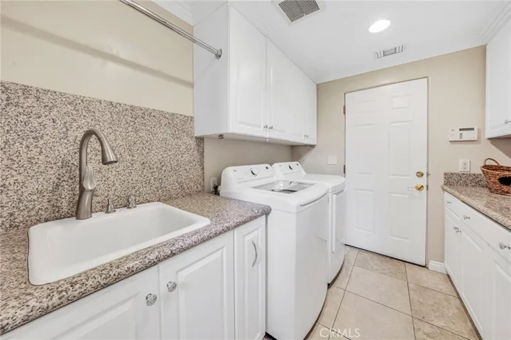 19517 Celtic Street, Porter Ranch, California 91326