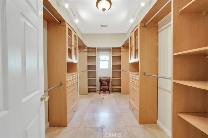 19517 Celtic Street, Porter Ranch, California 91326