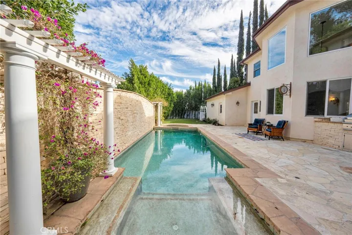 19517 Celtic Street, Porter Ranch, California 91326