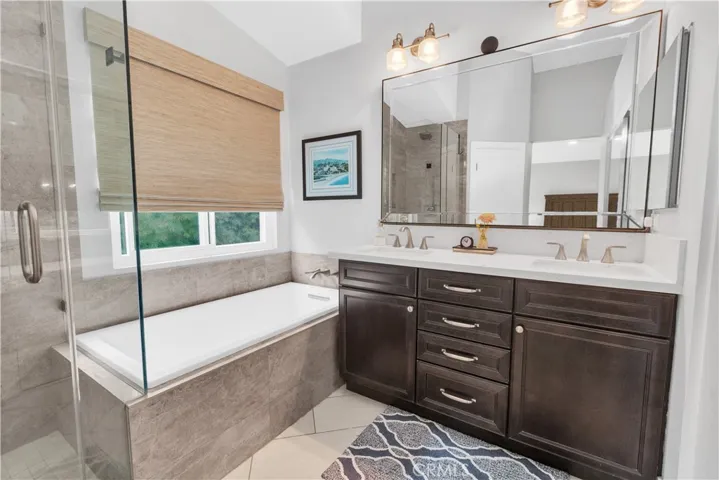 14 Sherwood Drive, Aliso Viejo, California 92656