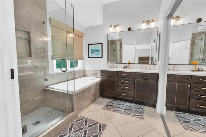 14 Sherwood Drive, Aliso Viejo, California 92656