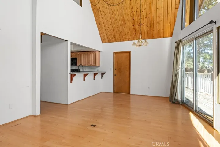 1993 Nob Hill Drive, Running Springs, California 92382